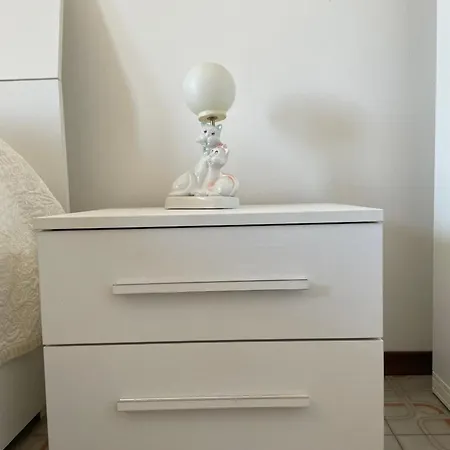 Laura Apartment